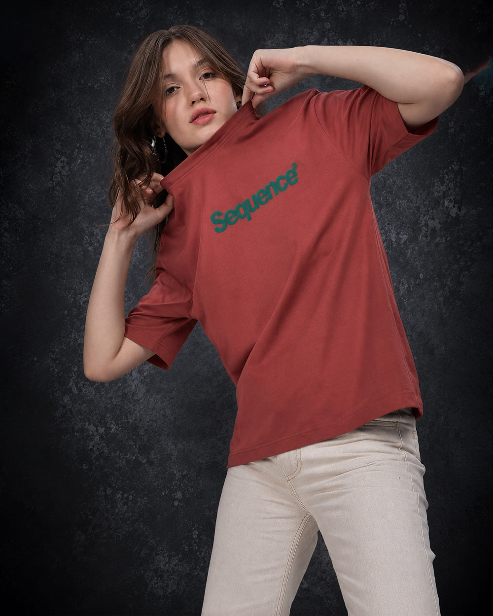 Unisex Tom & Jerry Oversized Graphic T-Shirt – Brick Red