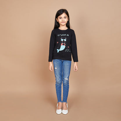 Girl's Solid Designer Print Black T-Shirt